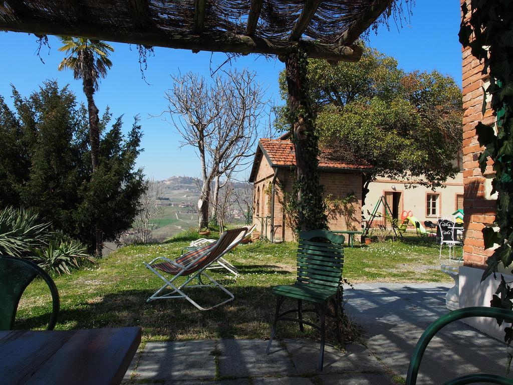 Tenuta Montanello B&B Castiglione Falletto Exteriör bild