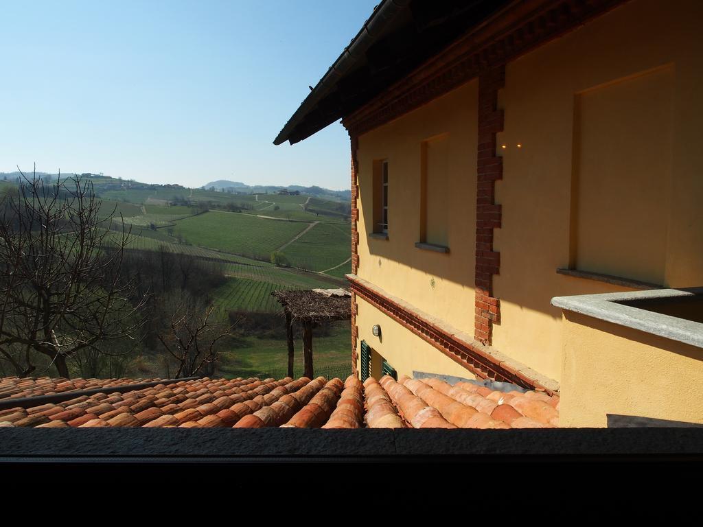 Tenuta Montanello B&B Castiglione Falletto Exteriör bild