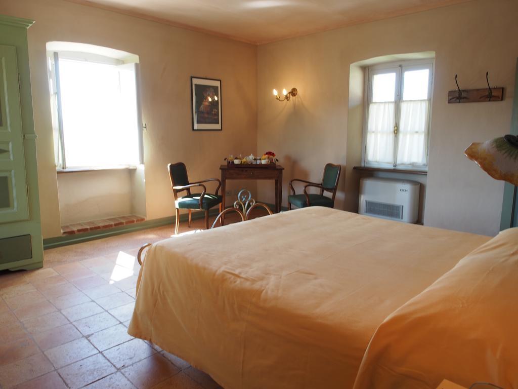 Tenuta Montanello B&B Castiglione Falletto Exteriör bild